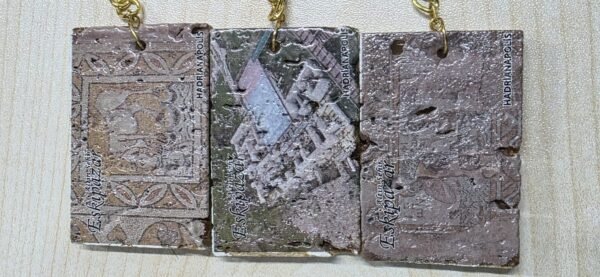 Hadrianapolis Antik Kenti Temalı Doğal Traverten Anahtarlık
